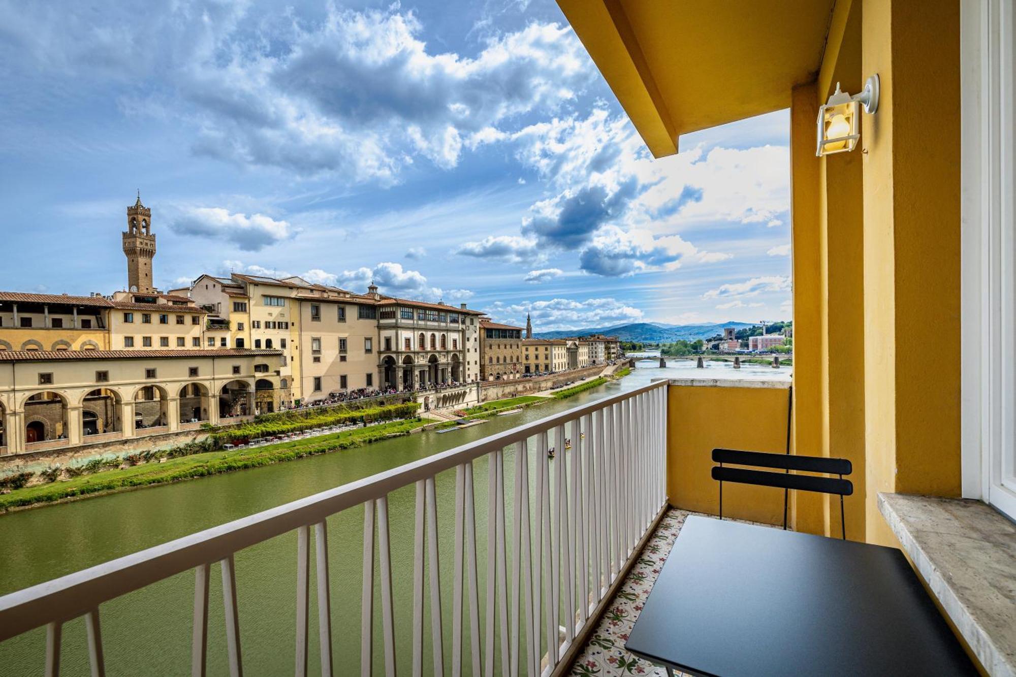 Appartement Yd Balcony On Pontevecchio View à Florence Extérieur photo
